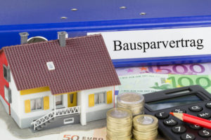  Bausparverträge sind private Ausgaben