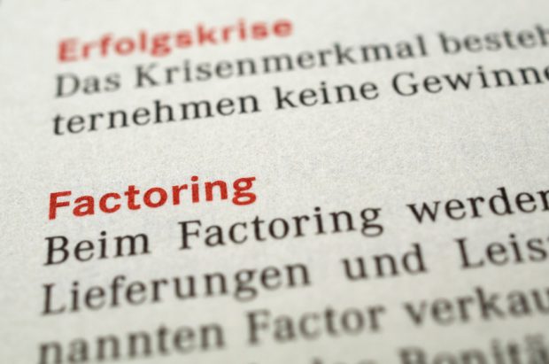 Ist Factoring sinnvoll? Vorteile und Nachteile im Vergleich