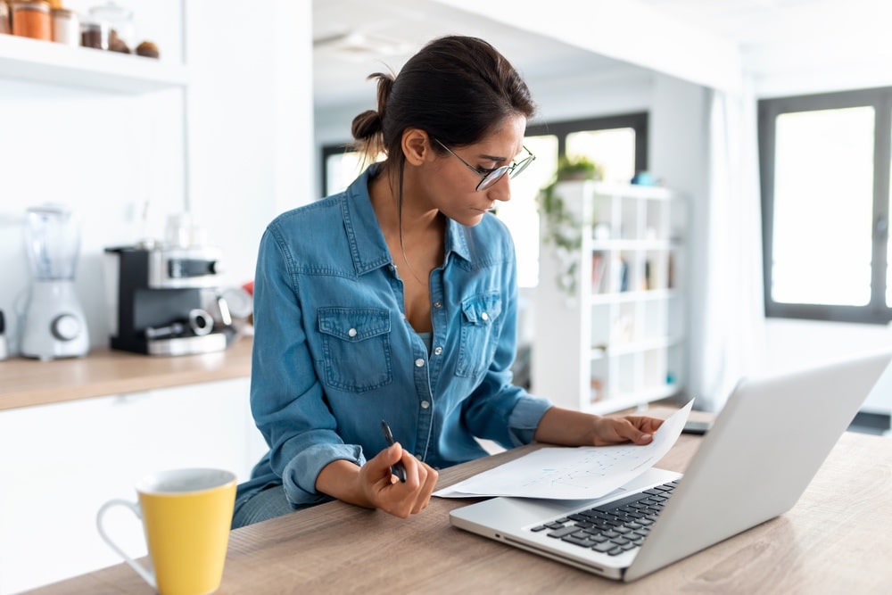 Homeoffice-Vereinbarung: Was muss im Arbeitsvertrag stehen und was kann man mündlich vereinbaren?